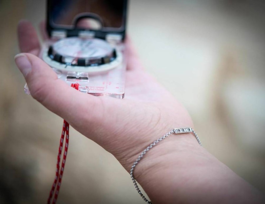 SUUNTO MC-2 Professional Compass: Premium Navigation Tool for Hikers & Outdoor Professionals