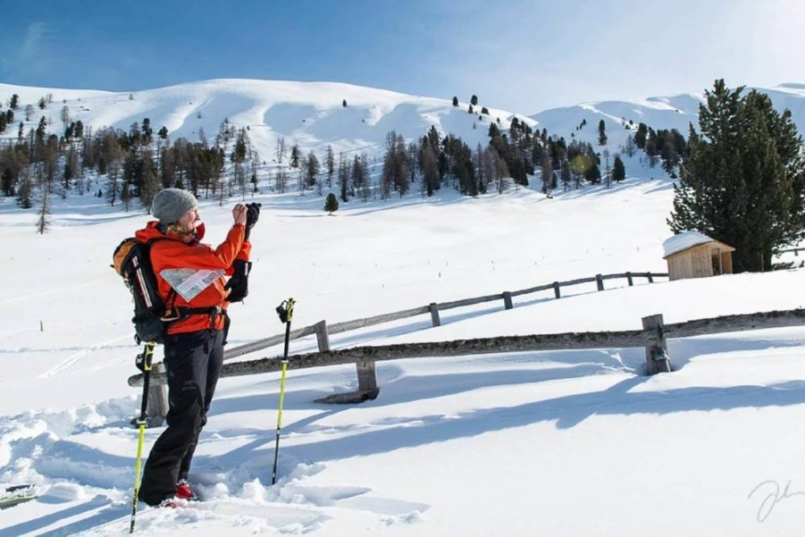 Suunto MB-6 Sighting Compass: Durable Matchbox Case for Precision Navigation